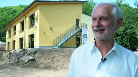 Ein Blick ins Strohballenhaus am Kaiserbach - Einweihung Teil 1